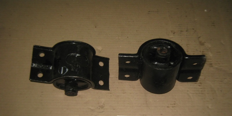 картинка ПОДУШКА КПП (3-Я ОПОРА) FAW 1041 - 1001065-E3  1001065-E3