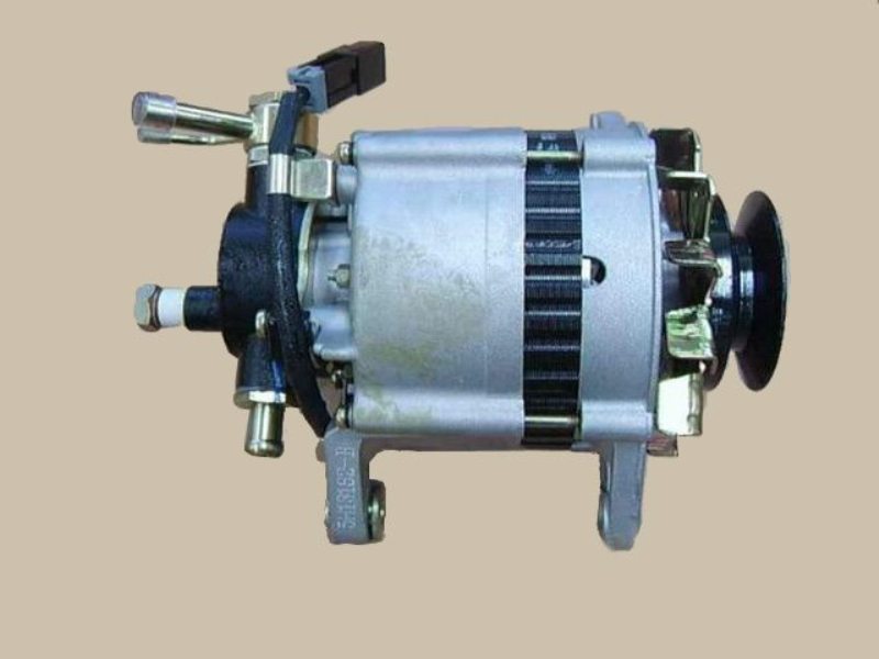 картинка ГЕНЕРАТОР FAW 1031,1041,1047 - 12V  3701010-X2