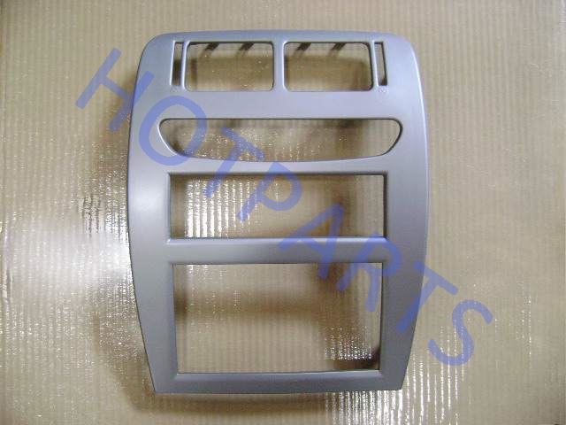 картинка НАКЛАДКА ЦЕНТРАЛЬНОЙ КОНСОЛИ GW SAFE, ПИКАП Н/О (ХРОМ) - 5305661B1-F  5306131-F00-1209