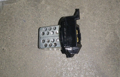 РЕОСТАТ ОТОПИТЕЛЯ FAW 6371,1020