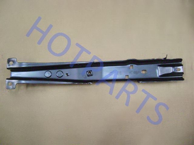 картинка КРОНШТЕЙН ЗАМКА КАПОТА HOVER  - 8402400-K00  8402400-K00