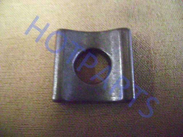 картинка COVER - ROCKER SHAFT  MD169459